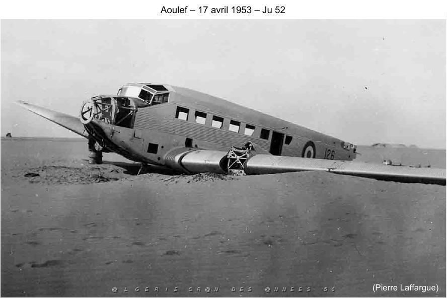 150-AERODROME-ET-BASE-1945-1962-34- (37) AOULEF.jpg